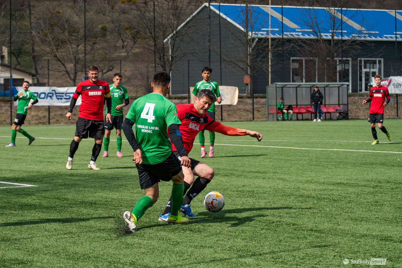 &bullet;  Fotó: László Ildikó