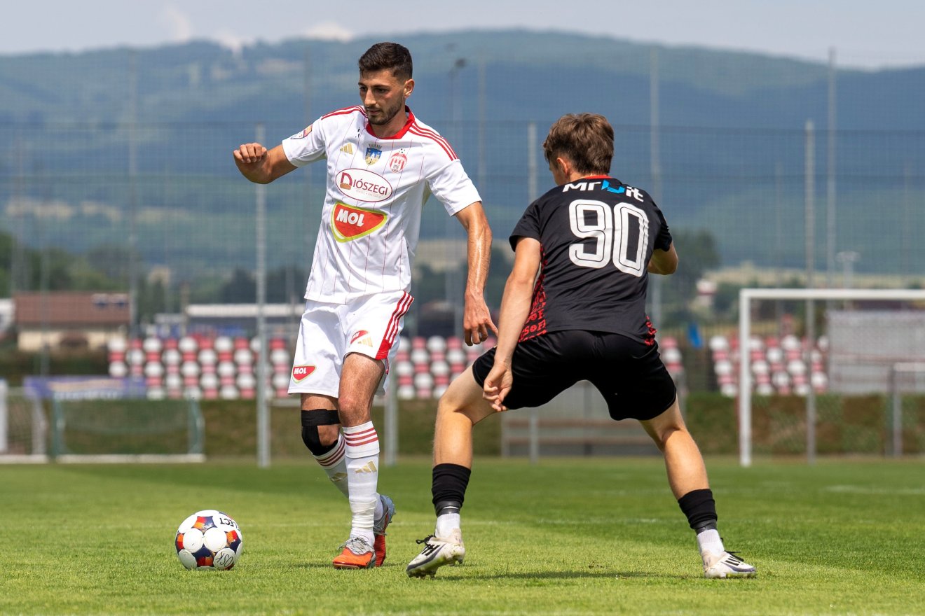 &bullet;  Fotó: Tuchiluș Alex