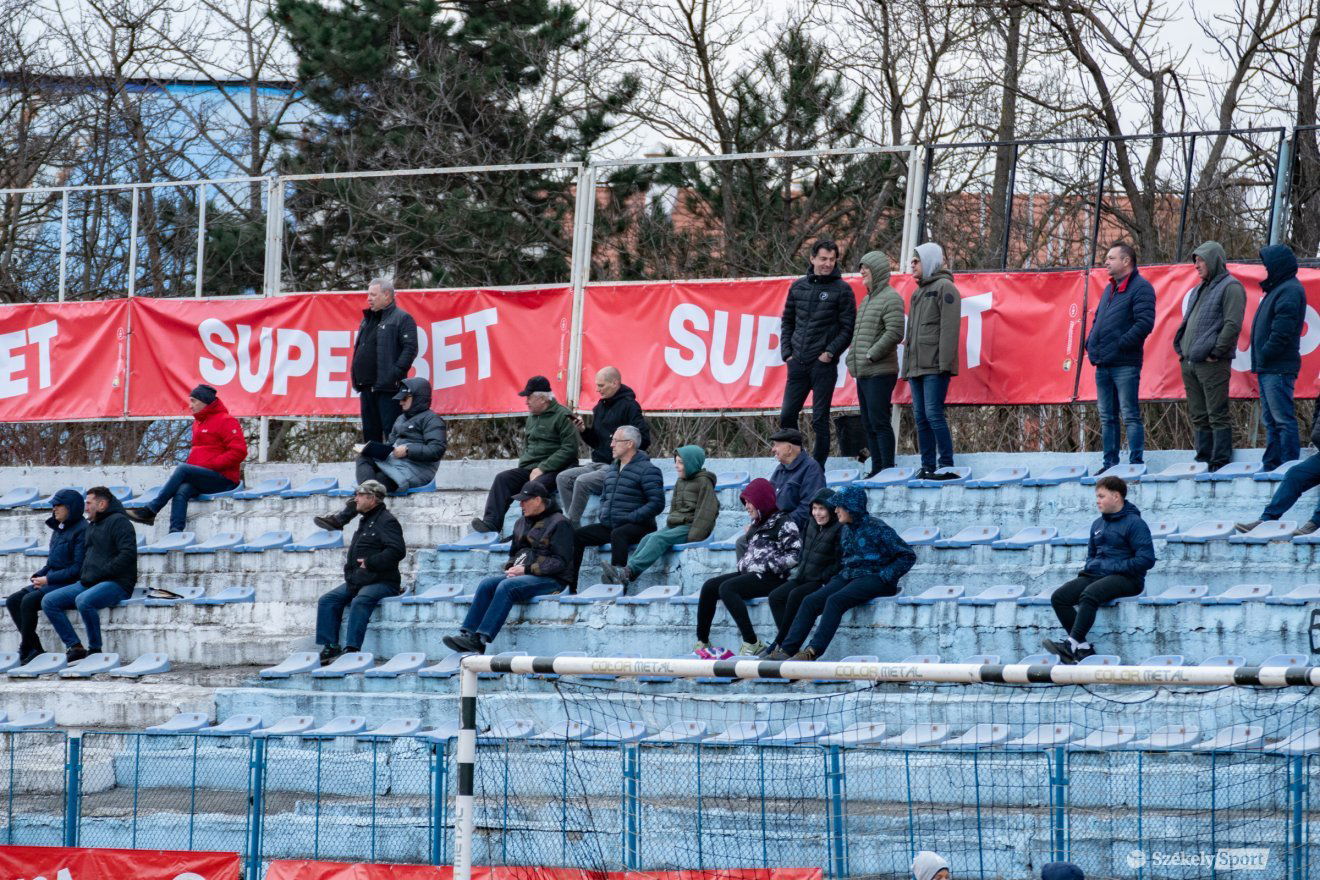 &bullet;  Fotó: László Ildikó