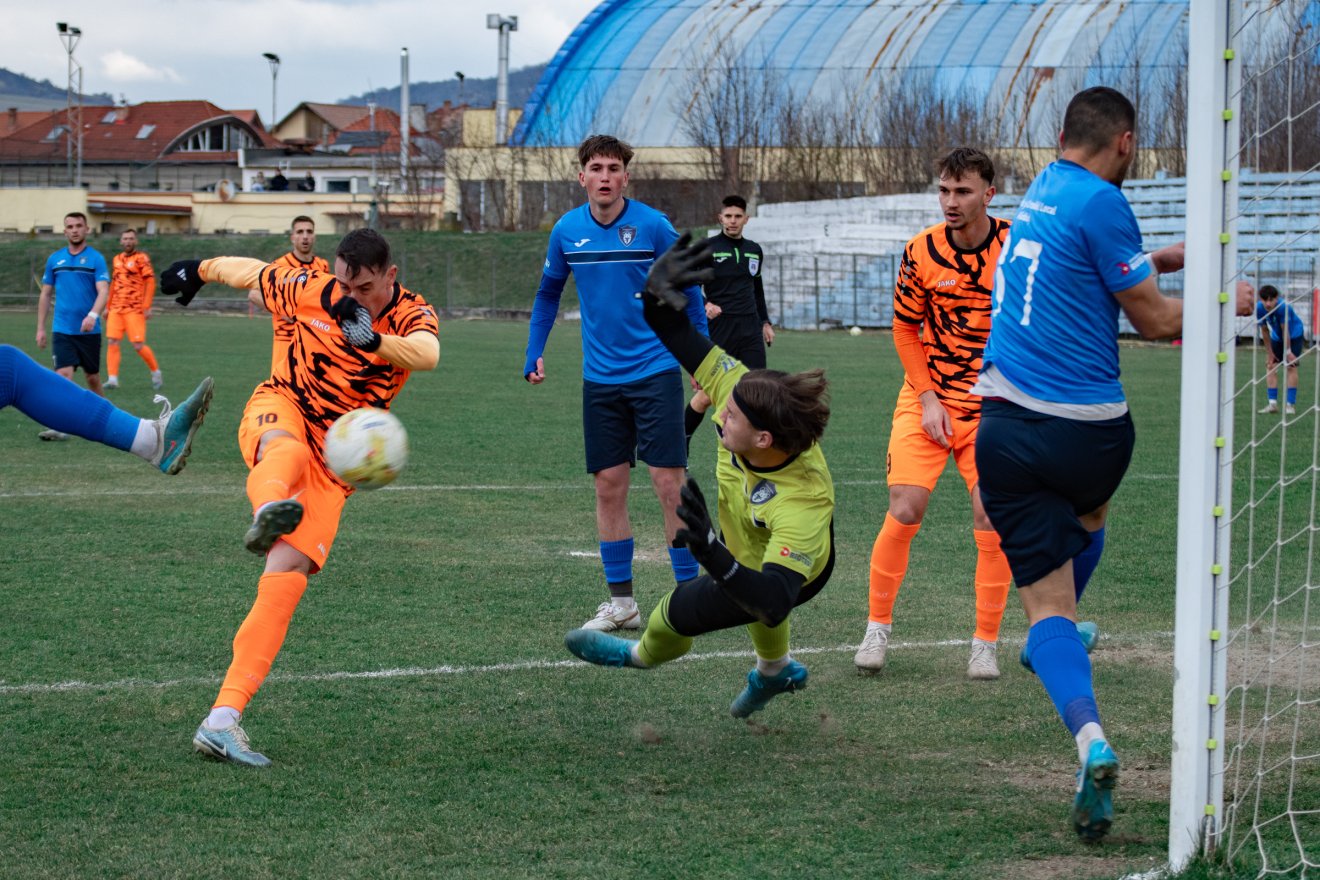 Az utolsó pillanatban úszott el a felsőház reménye az SZFC-nek