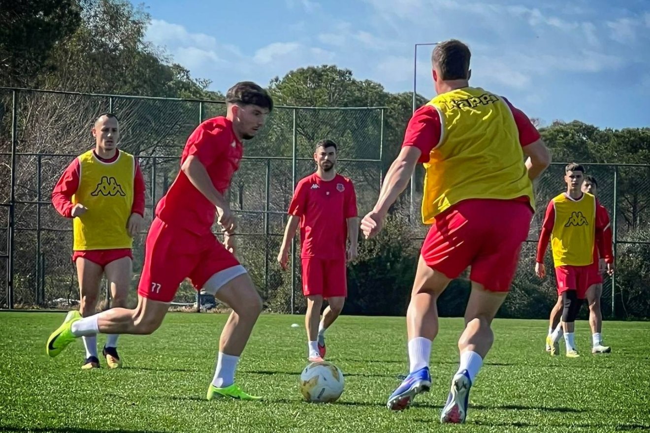 A hét végéig készülnek a törökországi edzőtáborban &bullet;  Fotó: Facebook/FC ASA Târgu Mureș