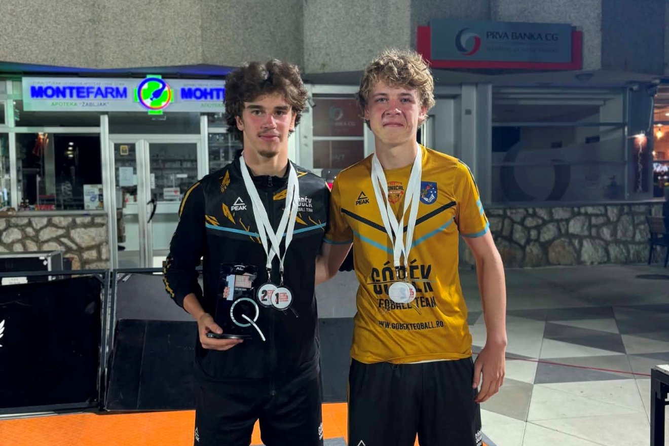 Marek Pokwap egyéniben, aranyat, honfitársával párosban ezüstöt nyert &bullet;  Fotó: Facebook/Góbék Teqball Team - Székelyudvarhely