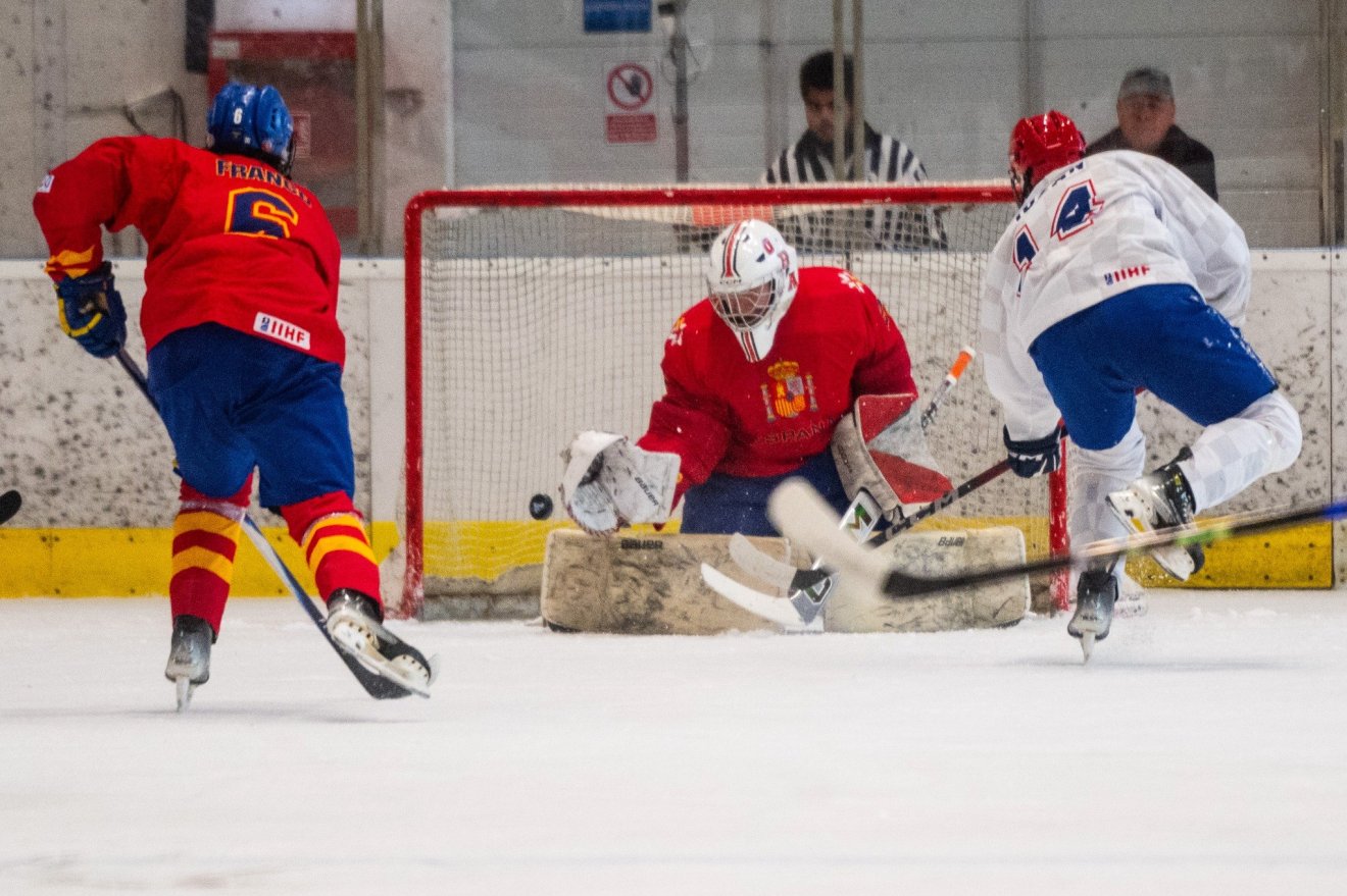 &bullet;  Fotó: Máthé Zoltán