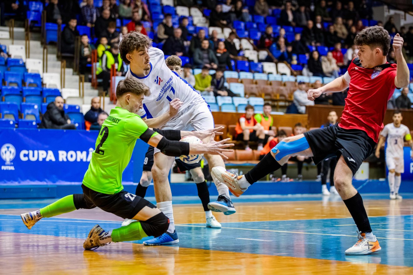 &bullet;  Fotó: Kádár Csongor Krisztián