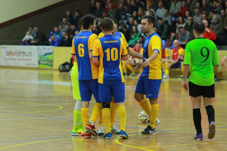 Könnyedén verte a Clujanát az FK