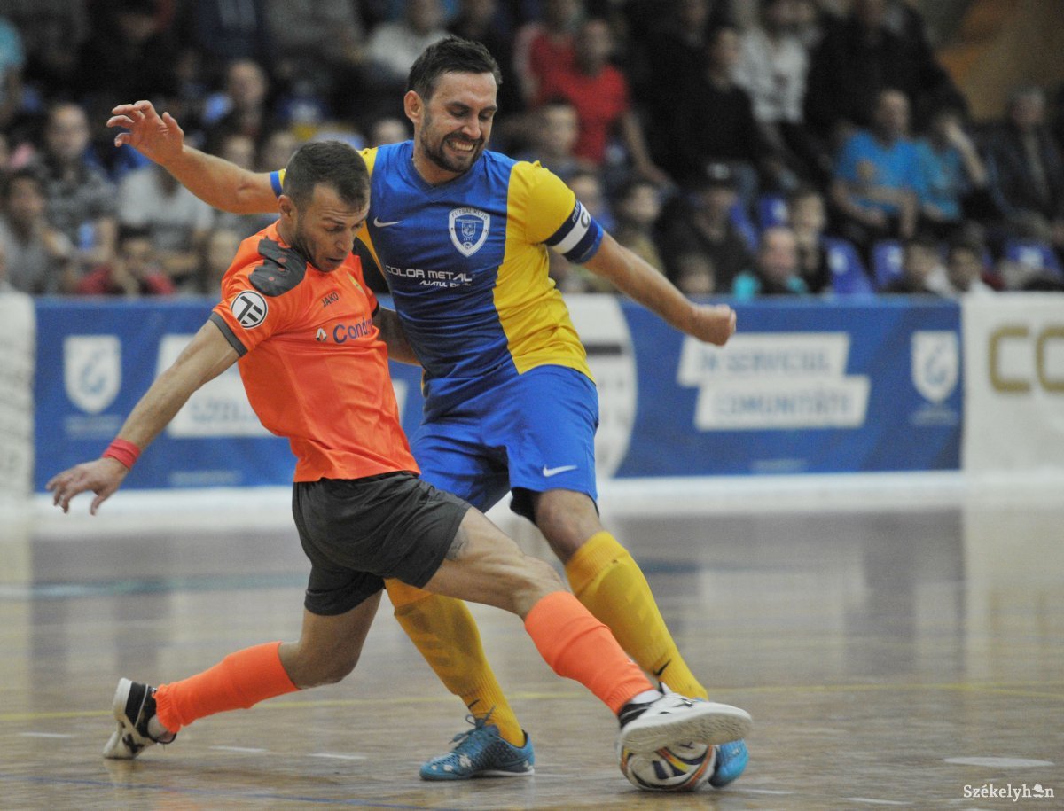 &bullet;  Fotó: Beliczay László