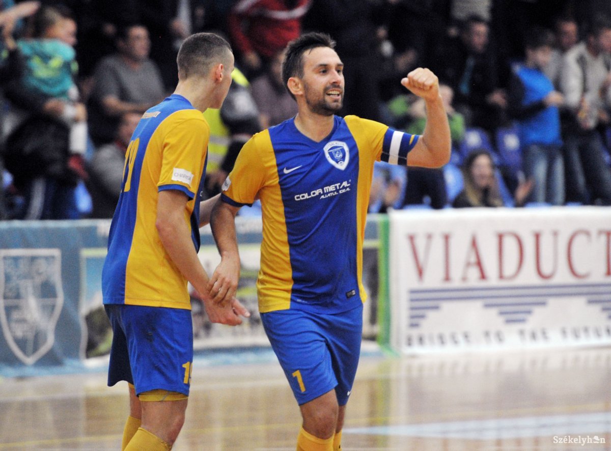 &bullet;  Fotó: Beliczay László