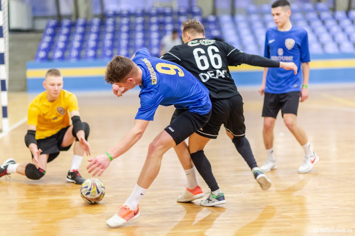 •  Fotó: Erdély Bálint Előd