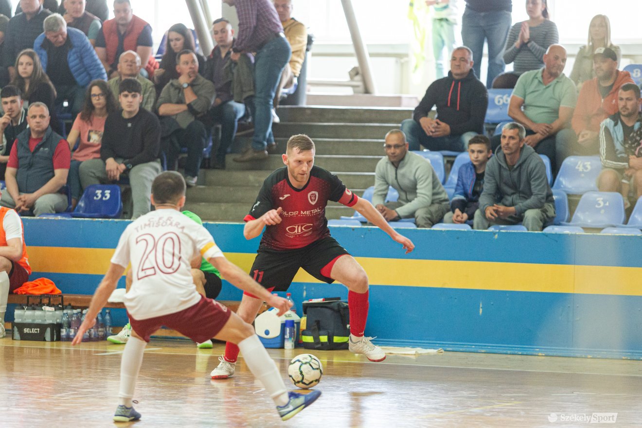 •  Fotó: Erdély Bálint Előd