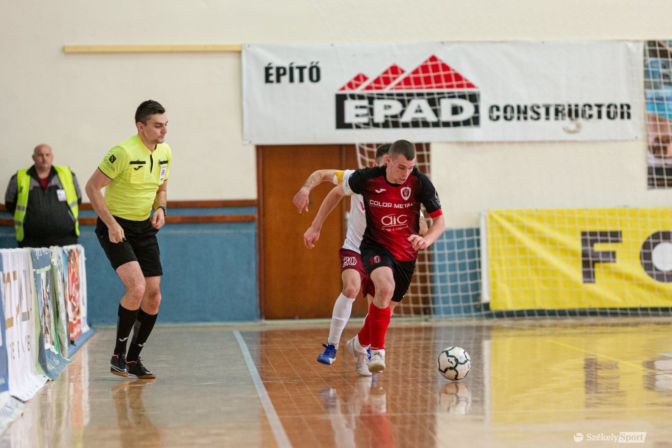 •  Fotó: Erdély Bálint Előd