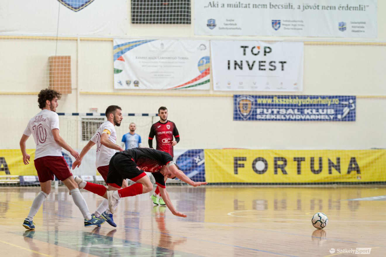 •  Fotó: Erdély Bálint Előd
