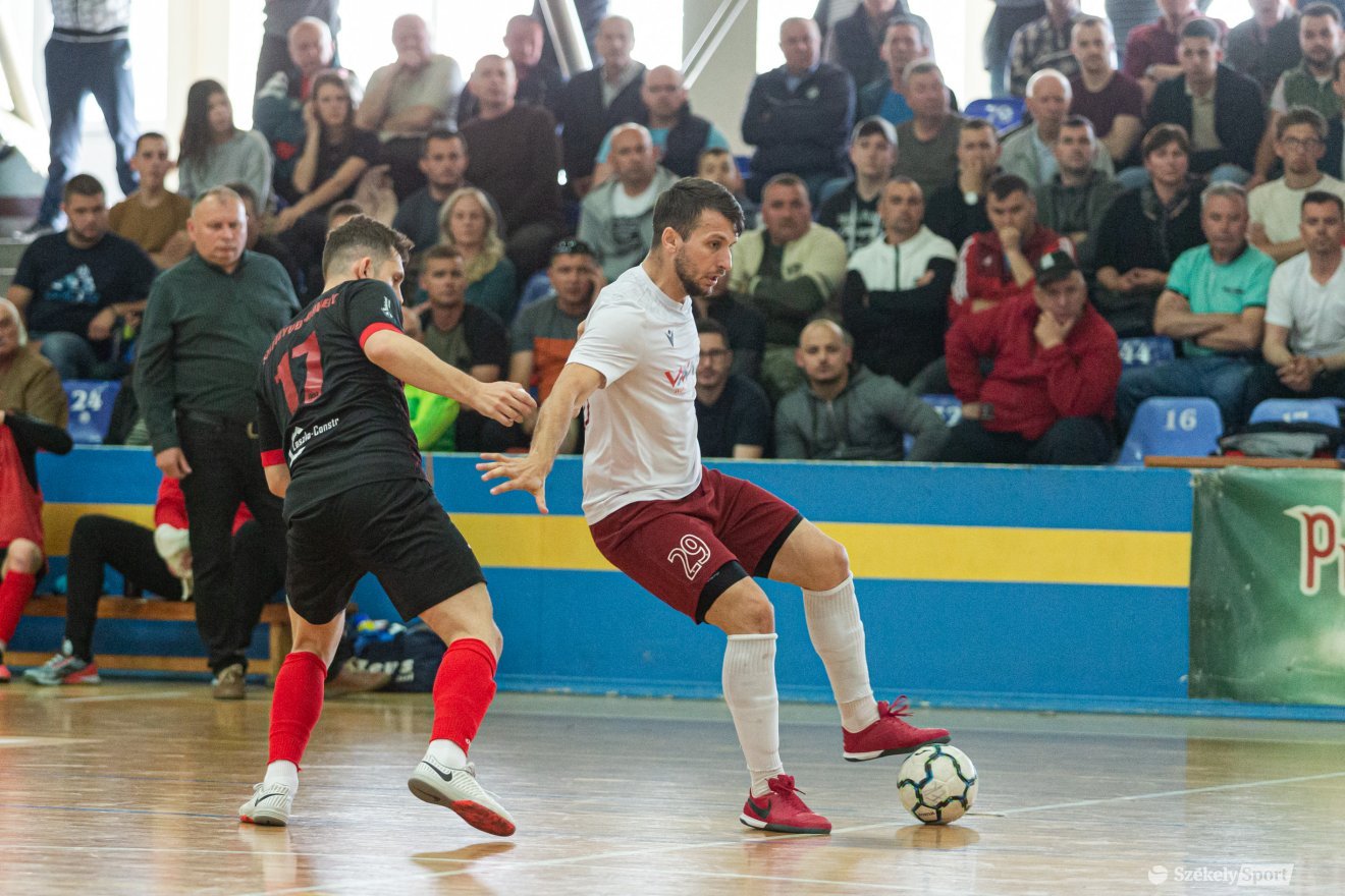 •  Fotó: Erdély Bálint Előd