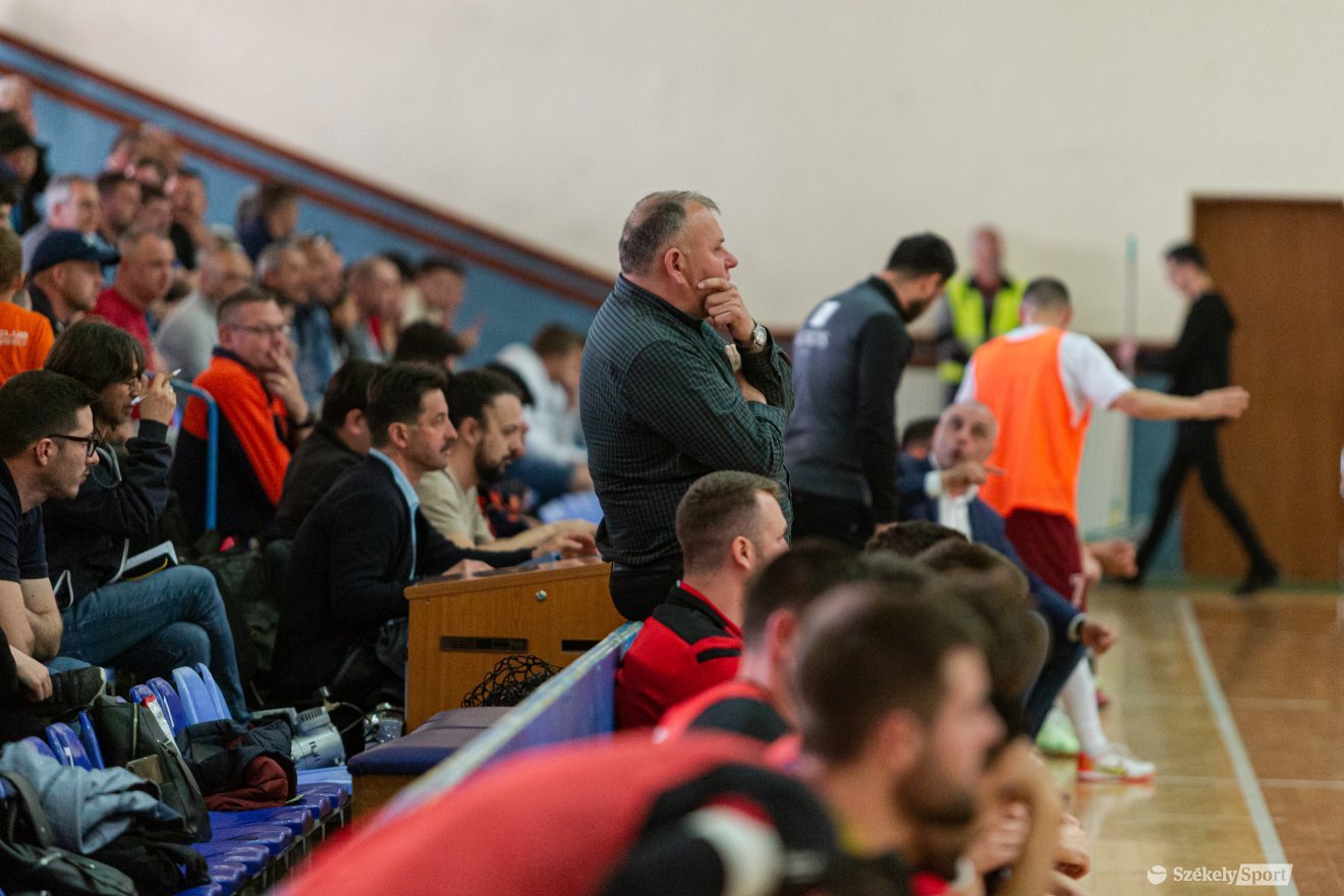 •  Fotó: Erdély Bálint Előd