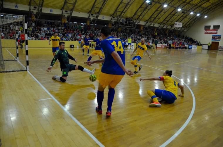 Udvarhely ellen uszít a călărași média