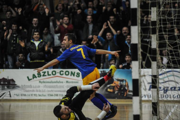 FK: négy meccs, tíz pont
