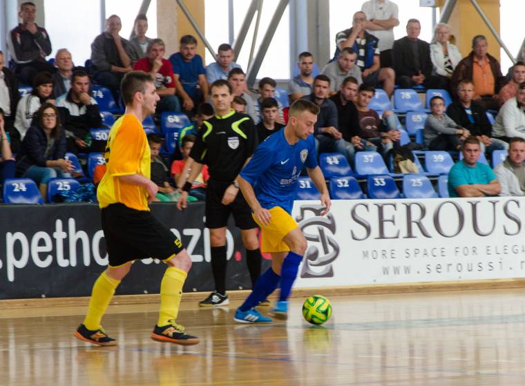 Az FK nyerte a kapufák meccsét