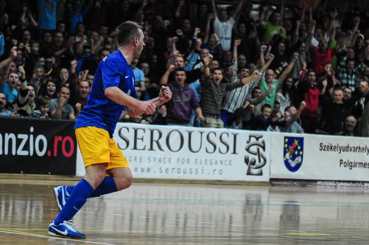 Súlyos büntetést kapott az FK