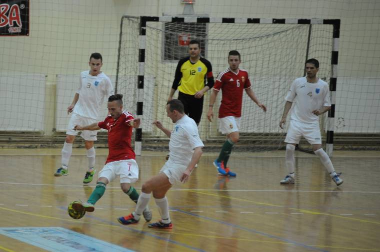 Román–magyar párharc futsalban is