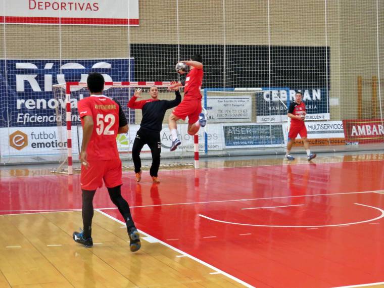SZKC: vereség az év első tesztmeccsén