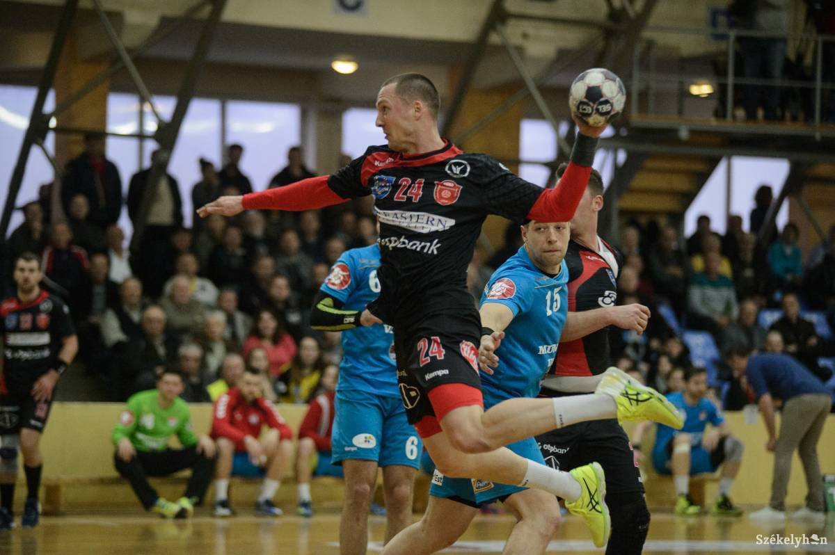 Vaslui csapata ellen kezdik meg a felkészülési meccsek sorát Baranauék &bullet;  Fotó: Barabás Ákos