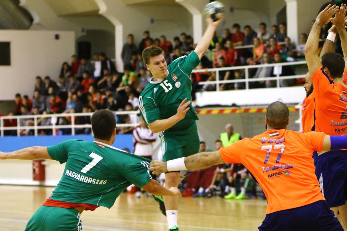 Bartók Donát (15-ös mezben) is tagja a magyar keretnek &bullet;  Fotó: Cseh Péter/MKSZ