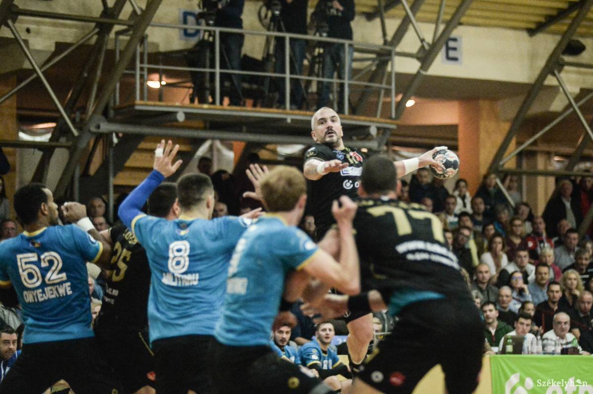 &bullet;  Fotó: Barabás Ákos