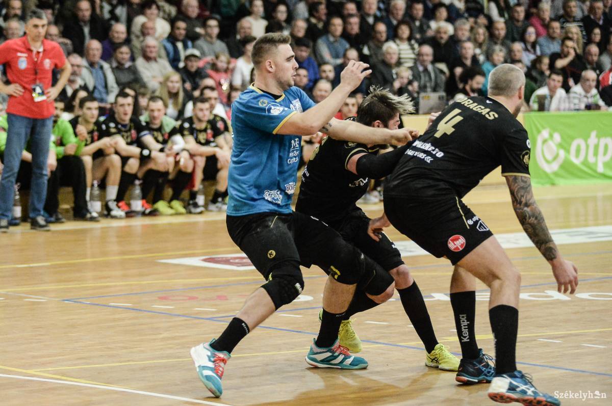 &bullet;  Fotó: Barabás Ákos