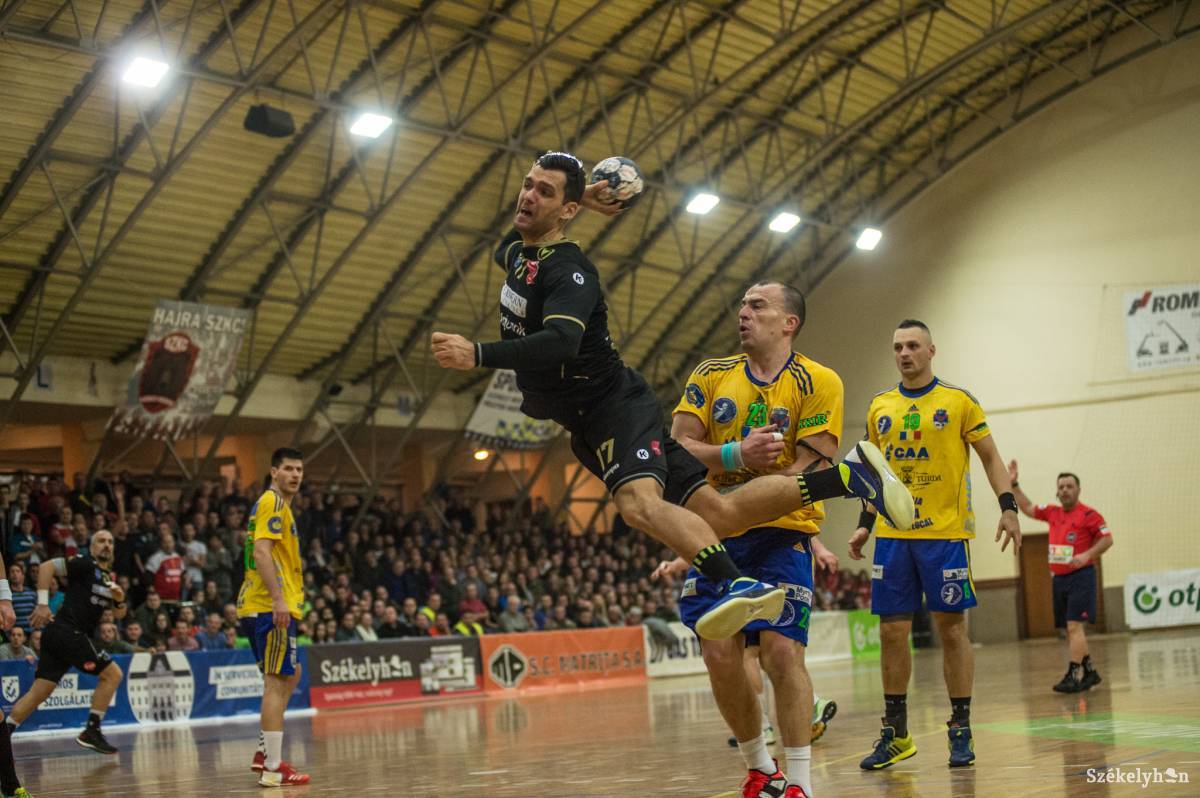 &bullet;  Fotó: Barabás Ákos