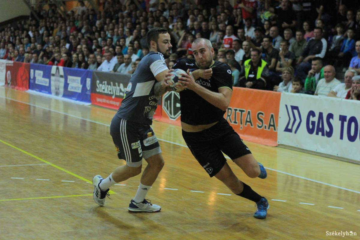 &bullet;  Fotó: Pál Árpád