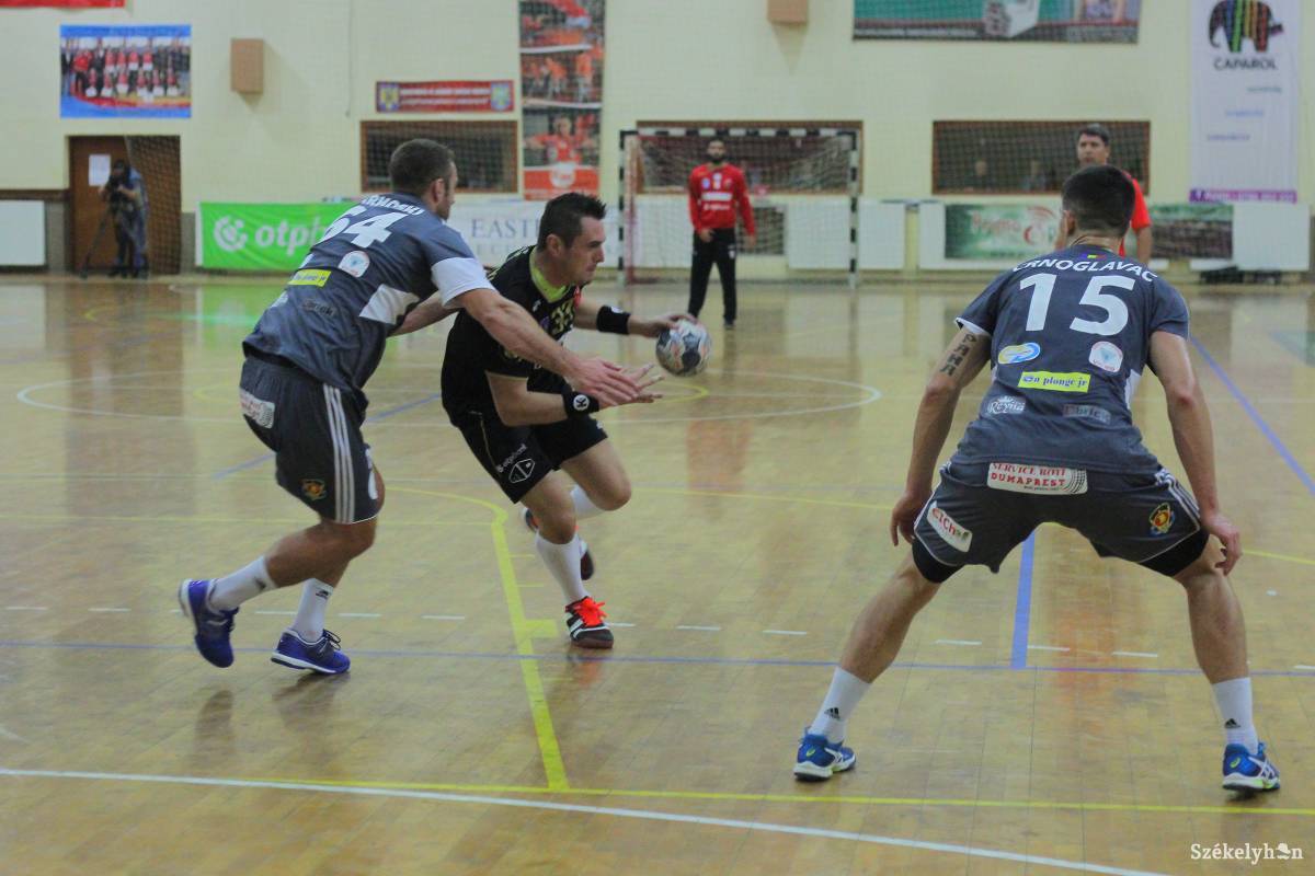 Szadovij háromszor talált be az izraeli válogatott ellen &bullet;  Fotó: Pál Árpád