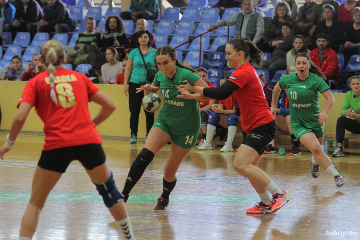 &bullet;  Fotó: Pál Árpád