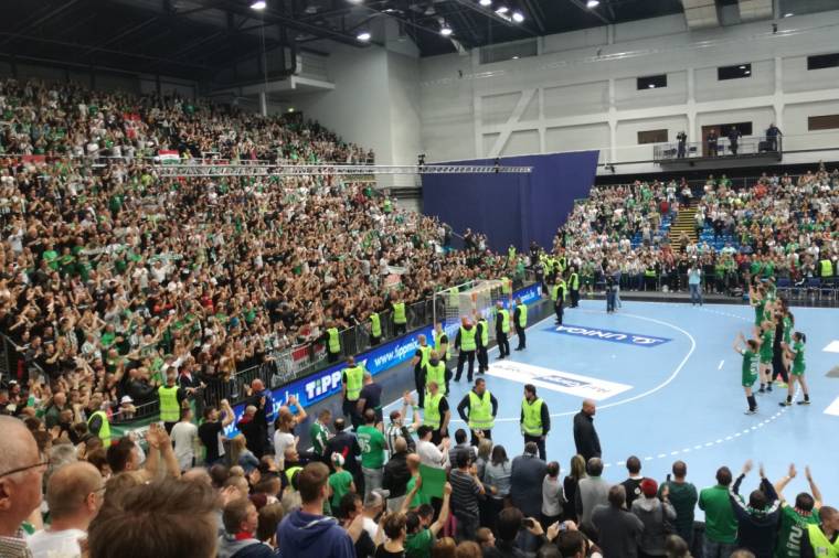 Hétezer eurós büntetés a Ferencvárosnak Ungureanu megdobálásáért