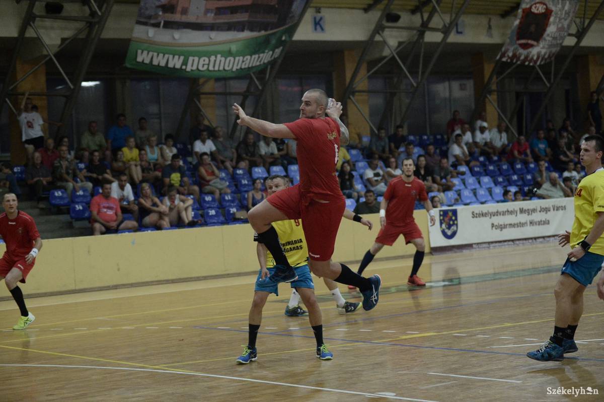 &bullet;  Fotó: Barabás Ákos