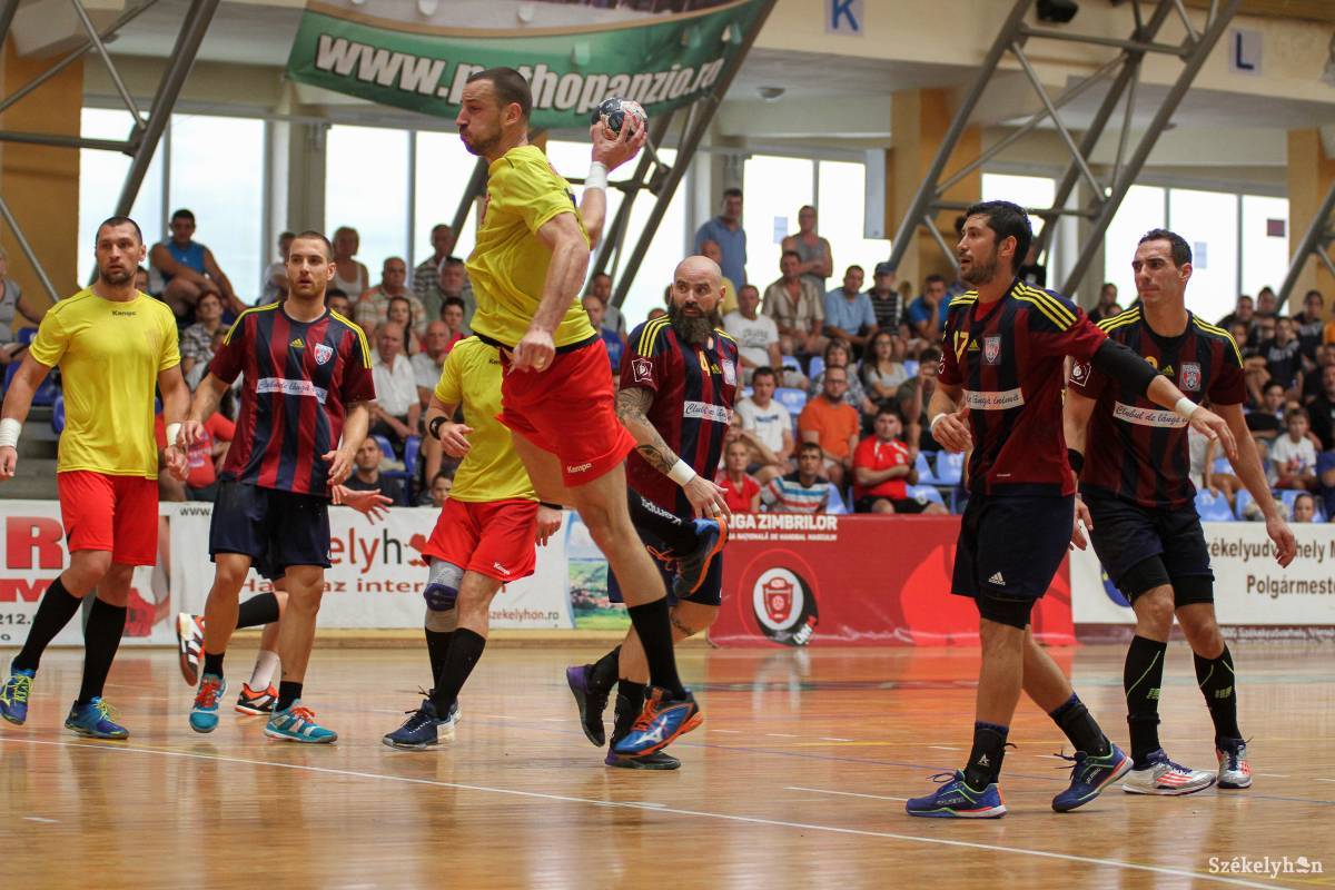 &bullet;  Fotó: Pál Árpád