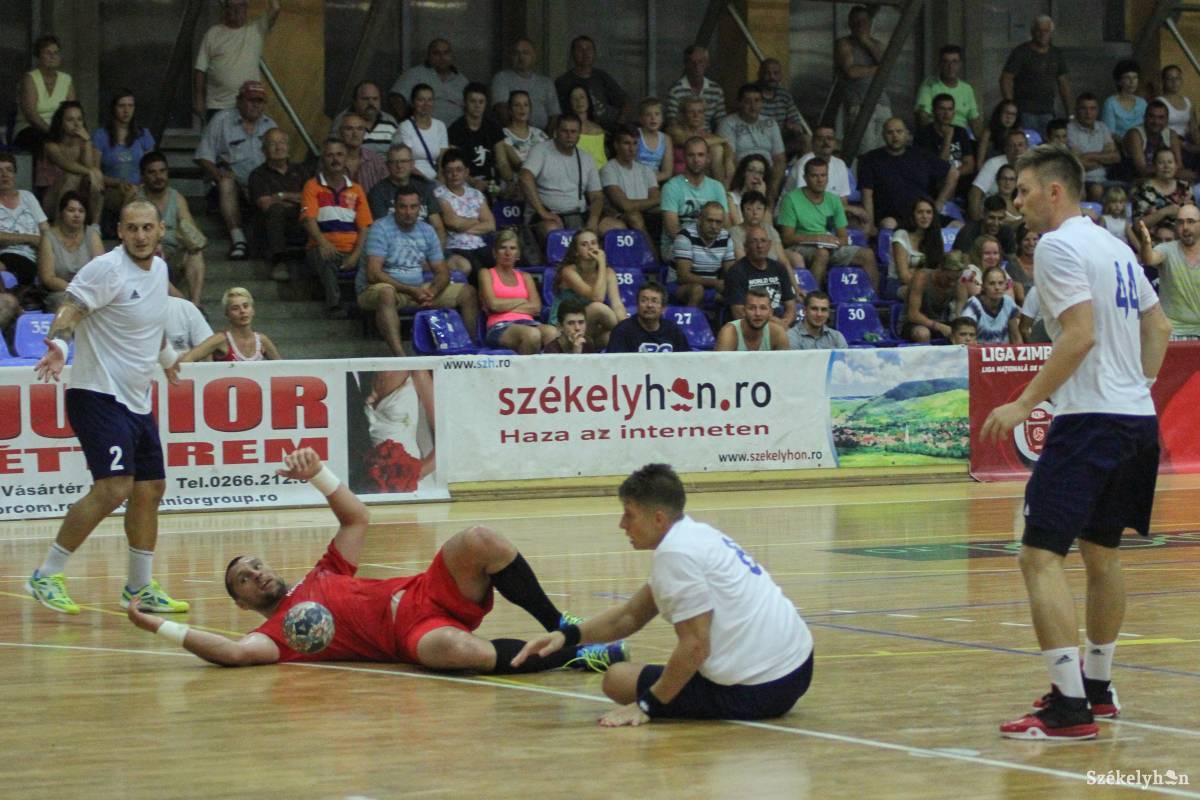 &bullet;  Fotó: Pál Árpád