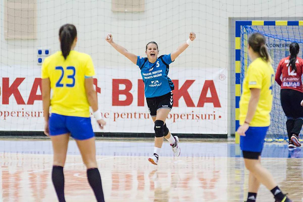 &bullet;  Fotó: fanhandbal.ro