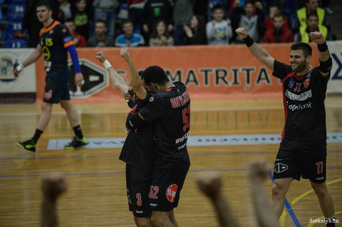 &bullet;  Fotó: Barabás Ákos