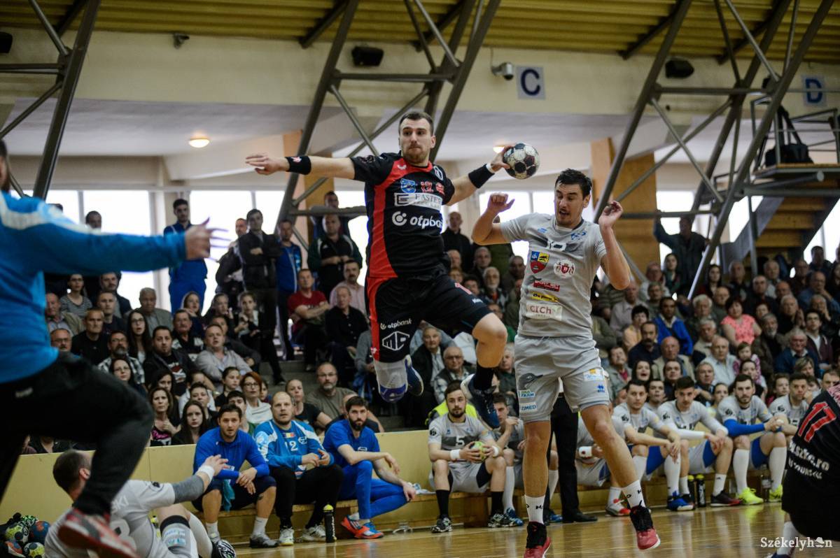 •  Fotó: Barabás Ákos