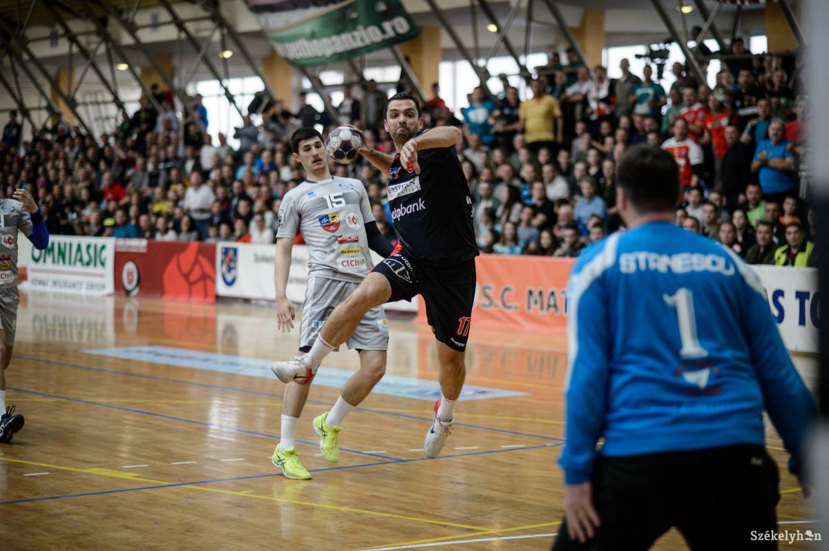 •  Fotó: Barabás Ákos