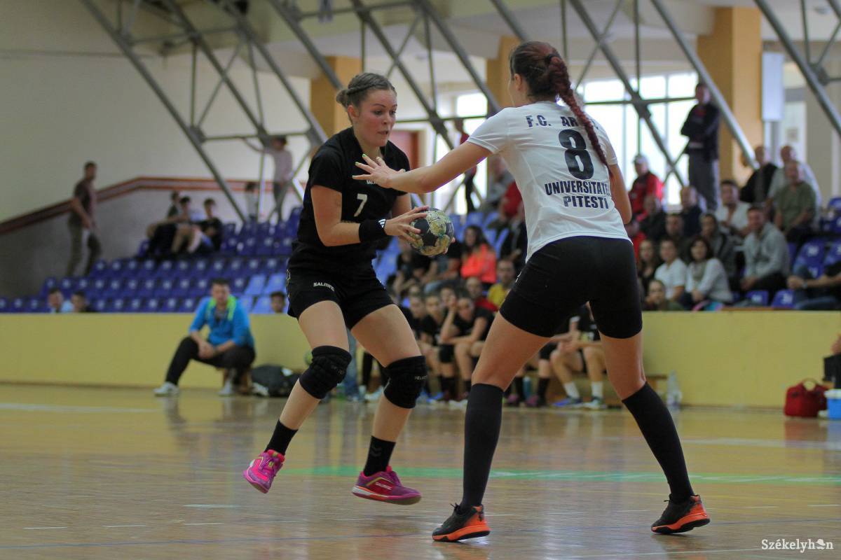 &bullet;  Fotó: Pál Árpád