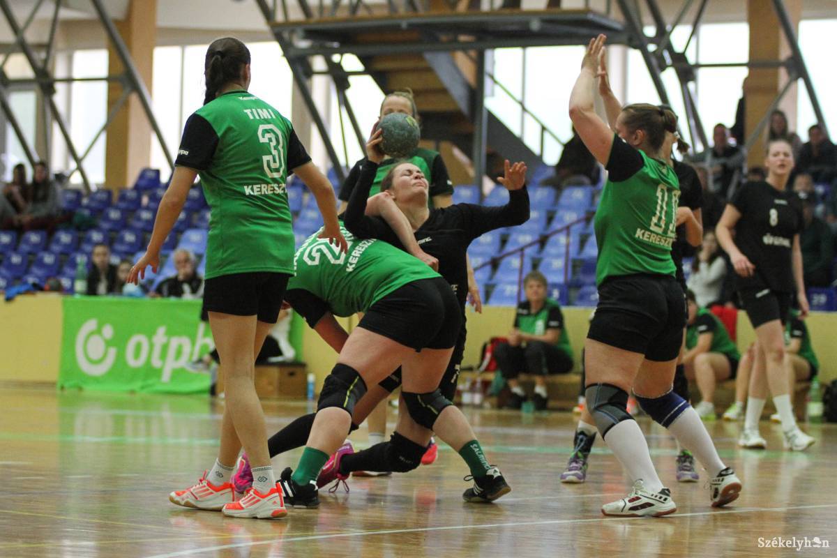 &bullet;  Fotó: Pál Árpád