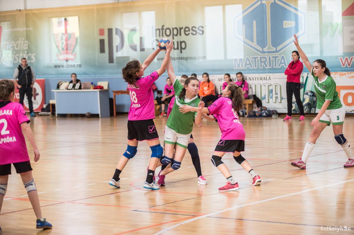 &bullet;  Fotó: Barabás Ákos