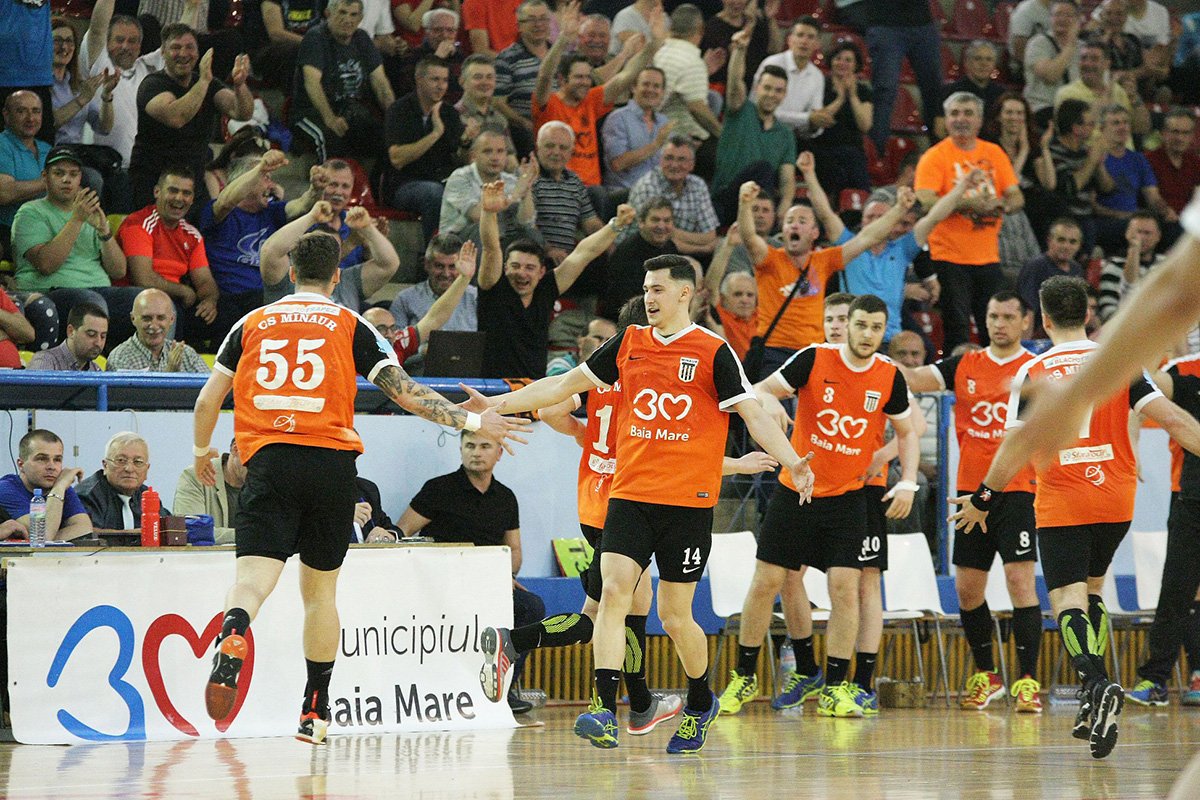 Örömünnep Nagybányán. Legutóbb három évvel ezelőtt jutott be a rájátszásba a Minaur. Akkor meg is nyerte a bajnokságot •  Fotó: Facebook/CS Minaur Baia Mare