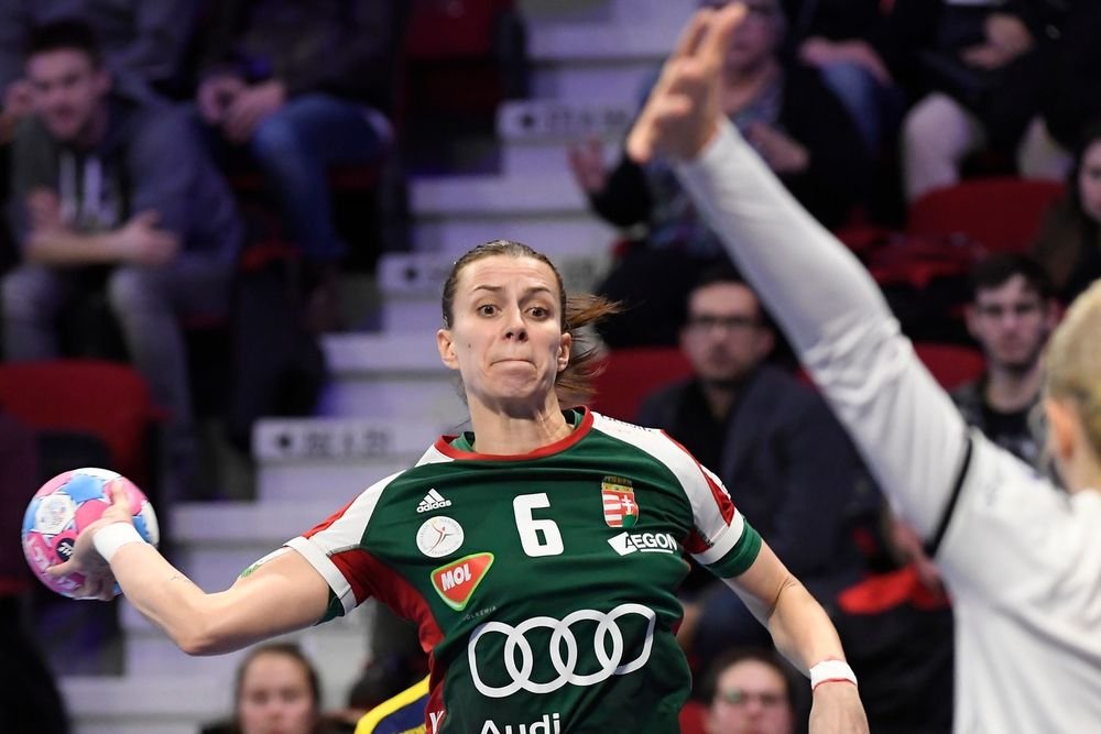 Schatzl Nadine-t elkülönítették a küldöttség többi tagjától •  Fotó: MTI/Kovács Tamás