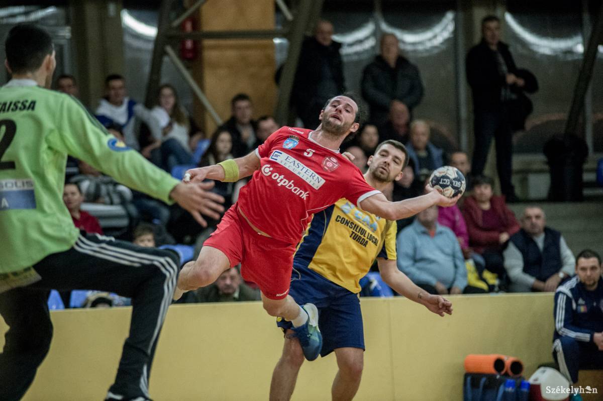 &bullet;  Fotó: Barabás Ákos