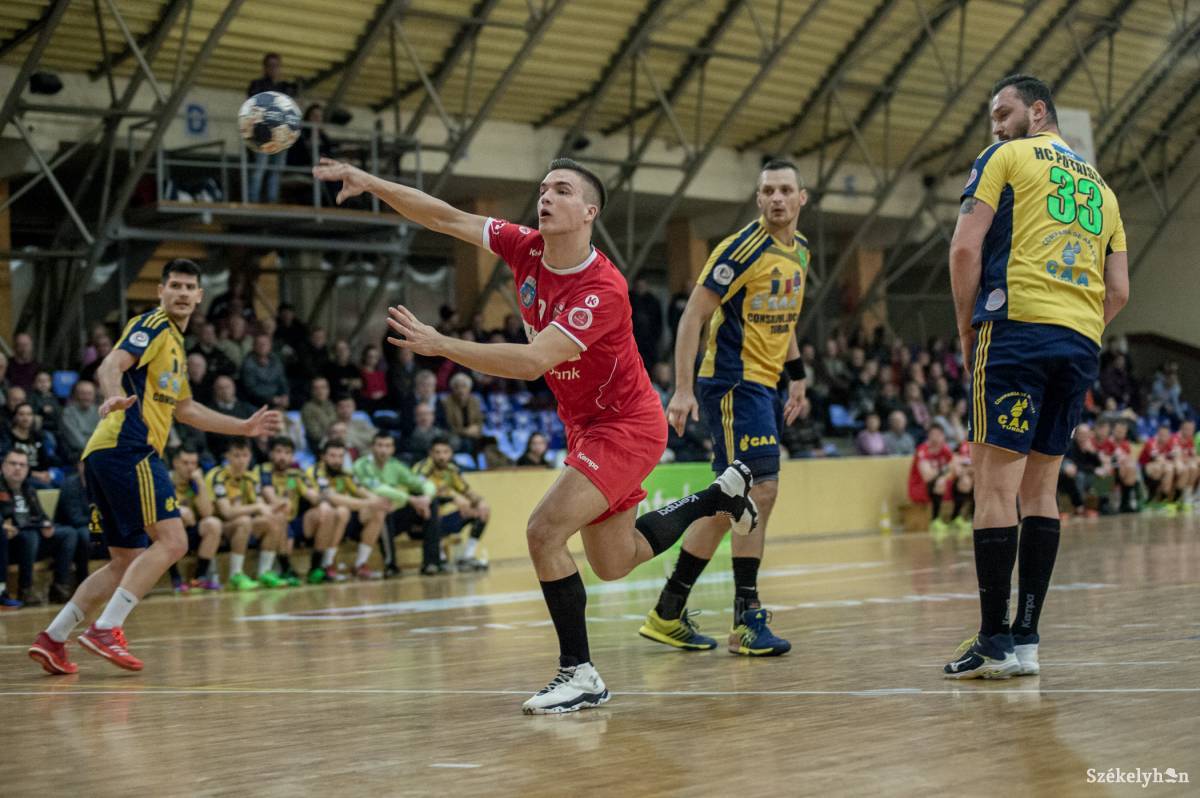 &bullet;  Fotó: Barabás Ákos