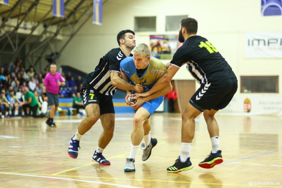 •  Fotó: Erdély Bálint Előd