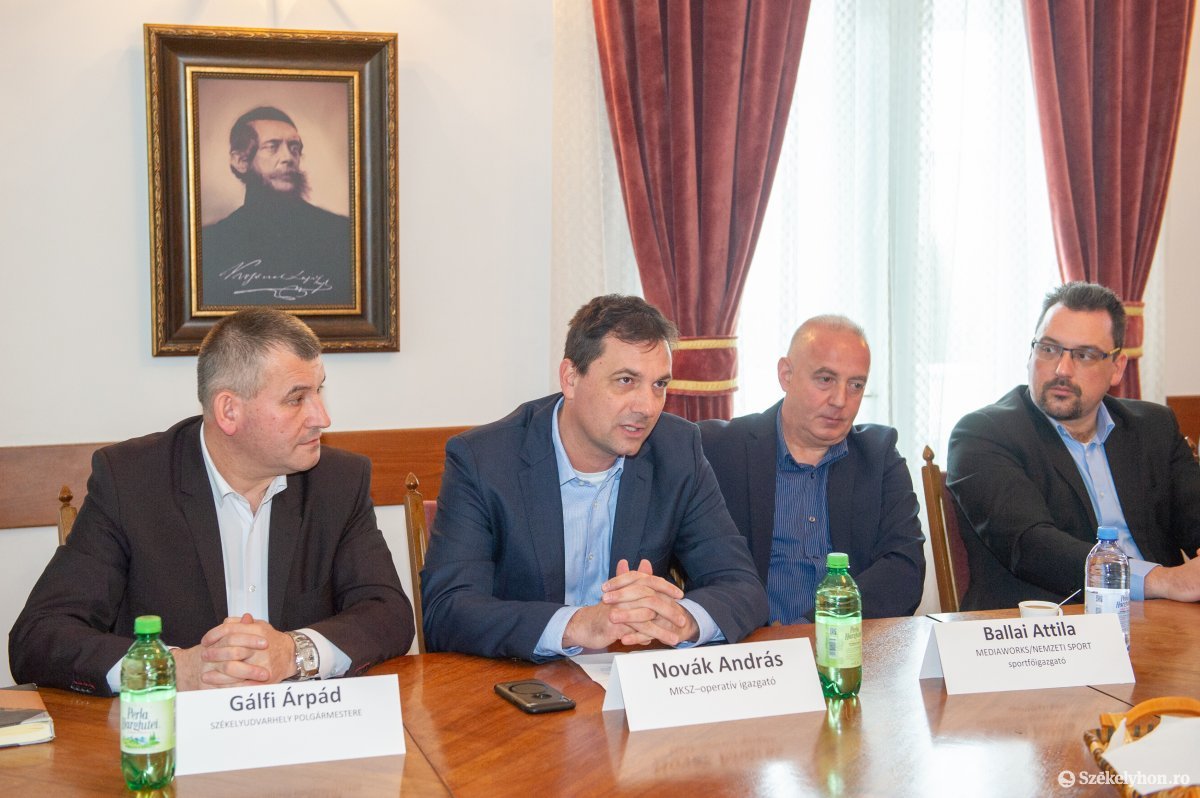 Gálfi Árpád, Novák András, Ballai Attila és Juhász István •  Fotó: Beliczay László