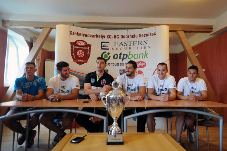 SZKC: elkezdték a munkát