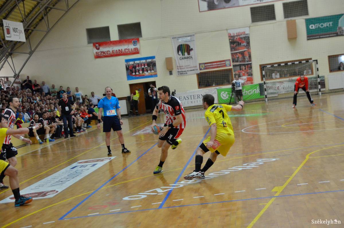 •  Fotó: Barabas Akos